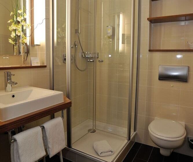 Comfort Kolmen Hengen Huone, Nordwest Hotel Bad Zwischenahn