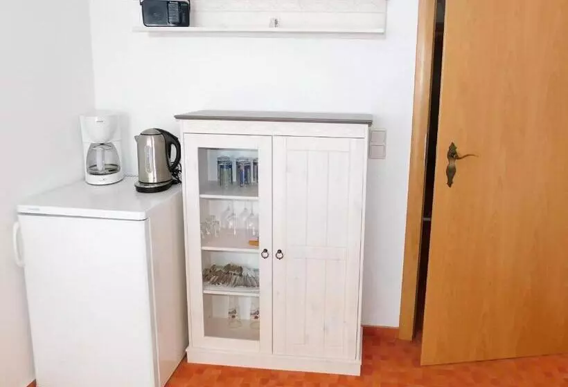 Huoneisto 3 Makuuhuonetta, Waldhotel Rennsteighöhe
