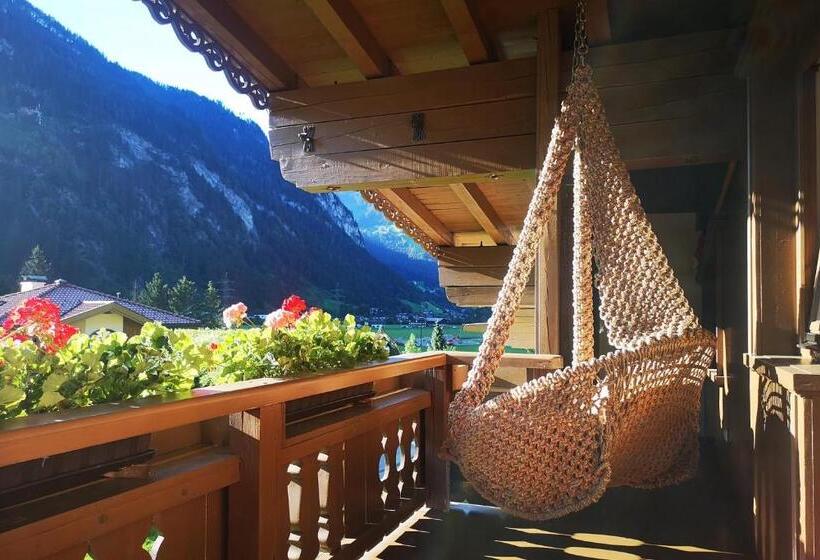 １ベッドルームのデラックスアパートメント, Apparthotel Landhaus Veronika