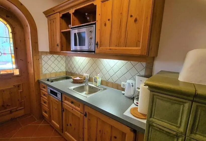 Sviitti 2 Makuuhuonetta, Apparthotel Landhaus Veronika