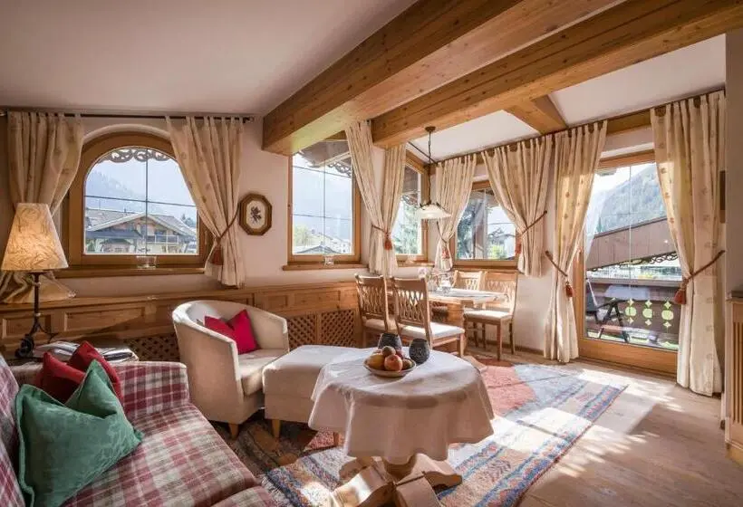 Sviitti 2 Makuuhuonetta, Apparthotel Landhaus Veronika