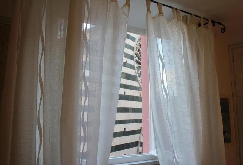 Номер Стандарт, Affittacamere Monica