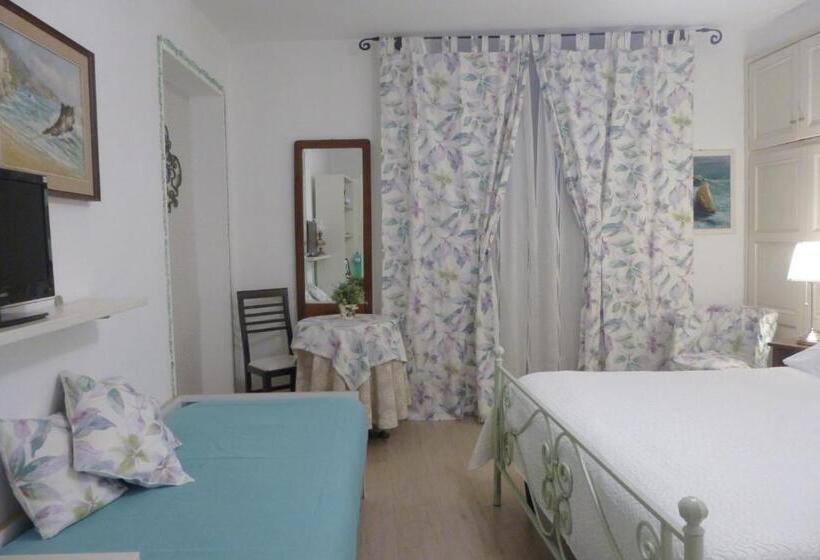 Номер Стандарт, Affittacamere Monica