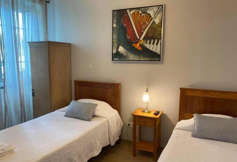 标准间, Hospedaria Isaias