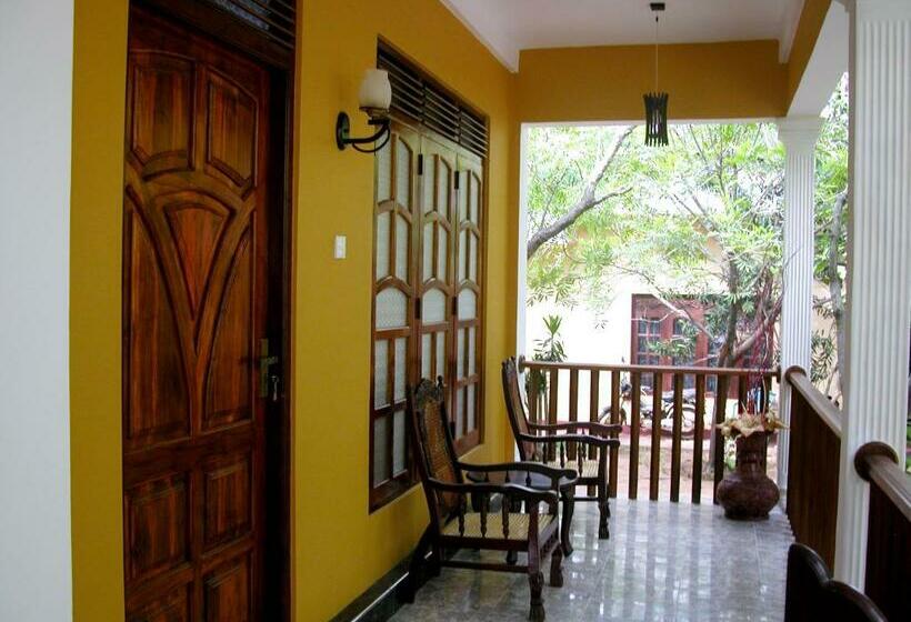 Quarto Deluxe, Sigiri Regal Residence