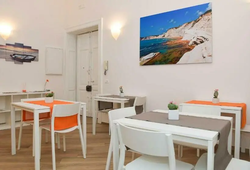 اتاق استاندارد سه نفره, Alta Marea B&b
