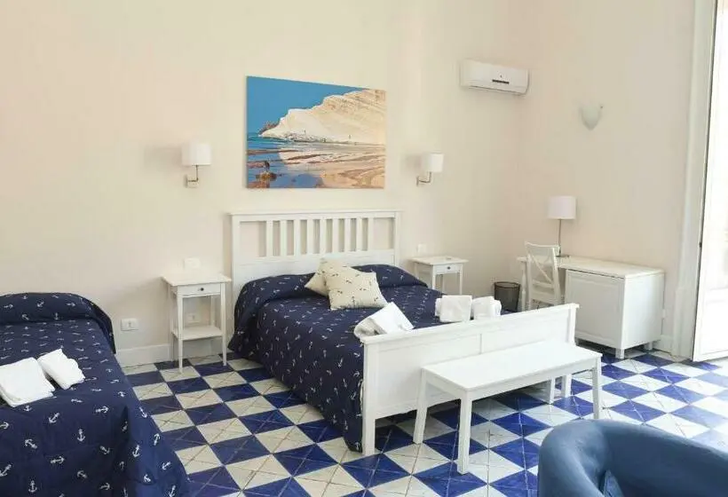 اتاق استاندارد سه نفره, Alta Marea B&b