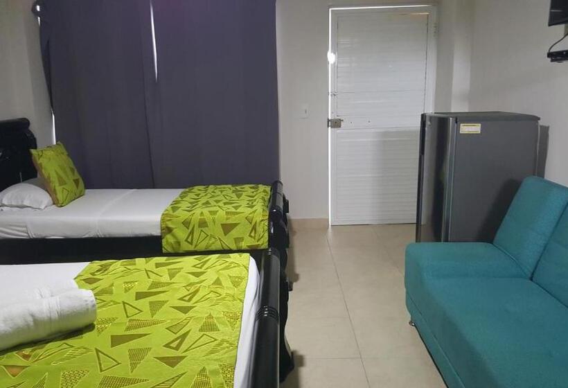 스탠다드 스튜디오, Caribbean Island Hotel Piso 2