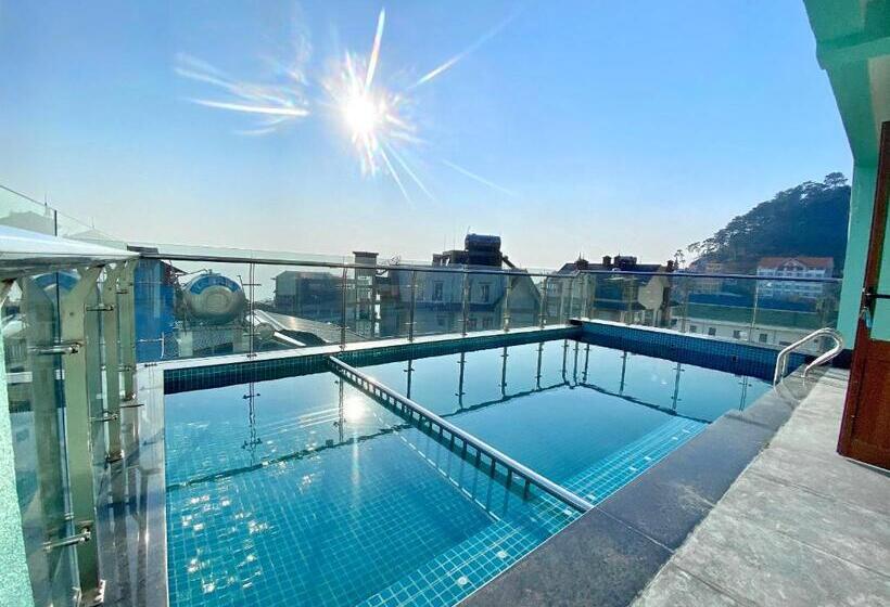 اتاق استاندارد, Anh Minh