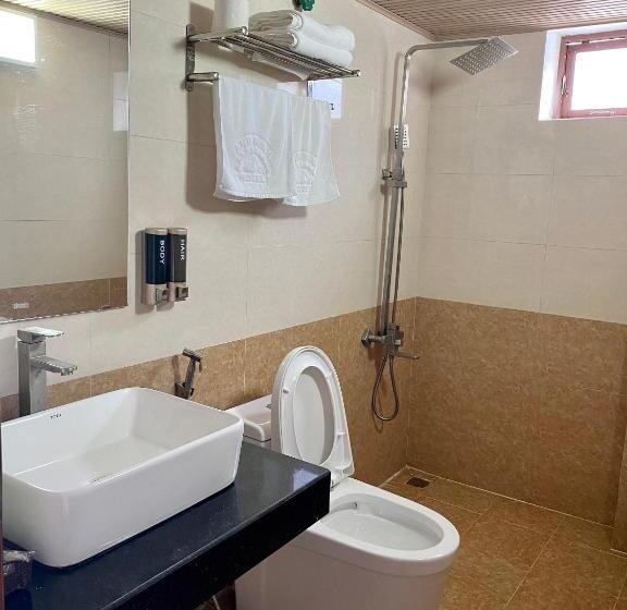 اتاق استاندارد, Anh Minh