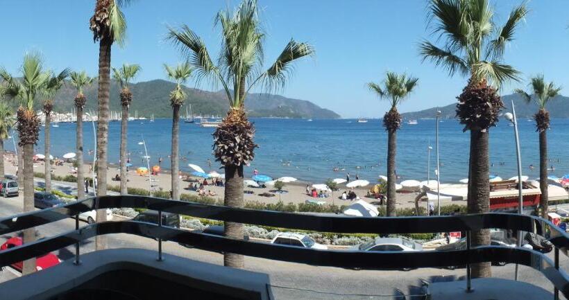 バルコニー付きスタンダードルーム, Candan Citybeach