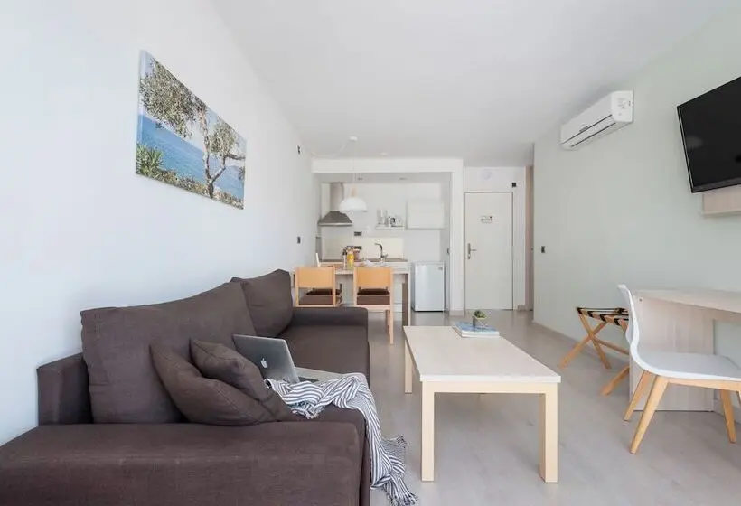 プールビューのスーペリアー１ベッドルームアパートメント, Olive Beach Apartamentos
