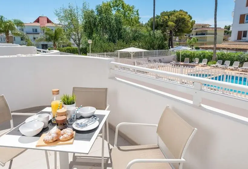 プールビューのスーペリアー１ベッドルームアパートメント, Olive Beach Apartamentos