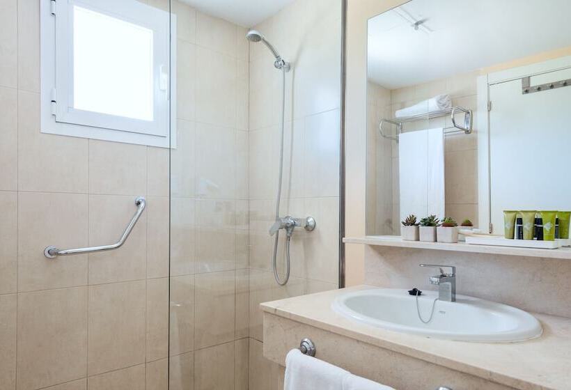 شقة سوبيريور غرفة نوم واحدة مطلة على حمام السباحة, Olive Beach Apartamentos