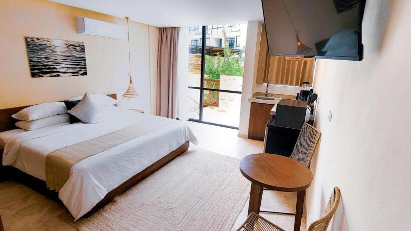 استودیوی سوپریور, The Waves Tulum By Bnb Experience