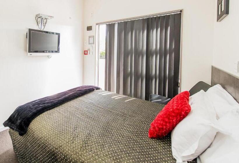 חדר סטודיו סטנדרד, 151 On London Motel & Conference Centre