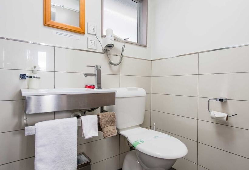 חדר סטודיו סטנדרד, 151 On London Motel & Conference Centre