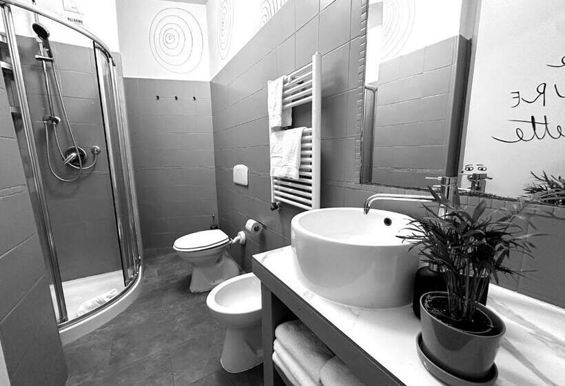 غرفة قياسية ثلاثية, Boutique Hotel Novecento