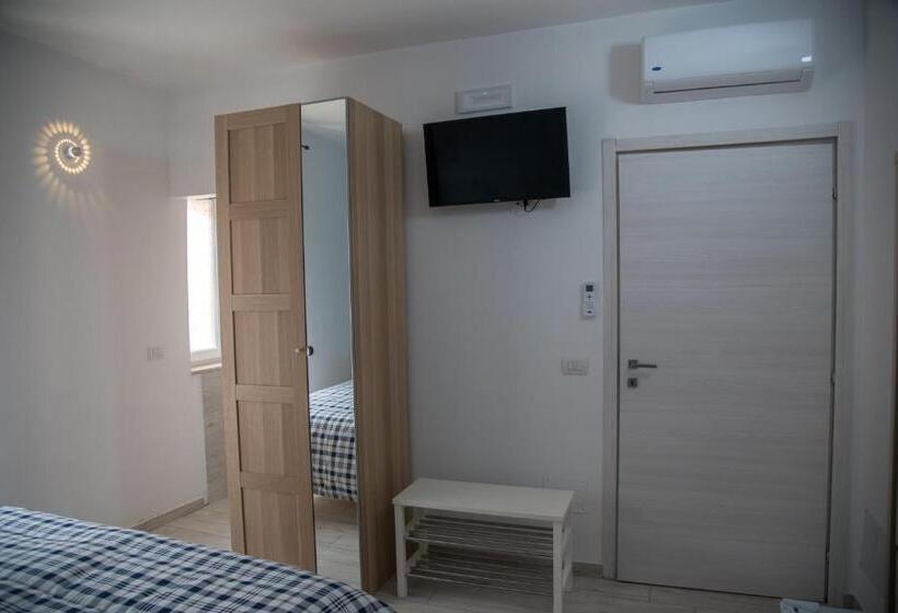 اتاق استاندارد چهار تخته, Vistamare Village