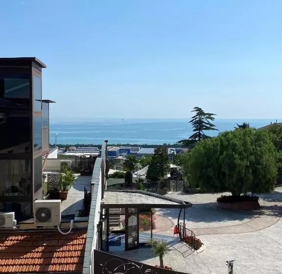 آپارتمان 1 خوابه با چشم‌انداز دریا, Vistamare Village