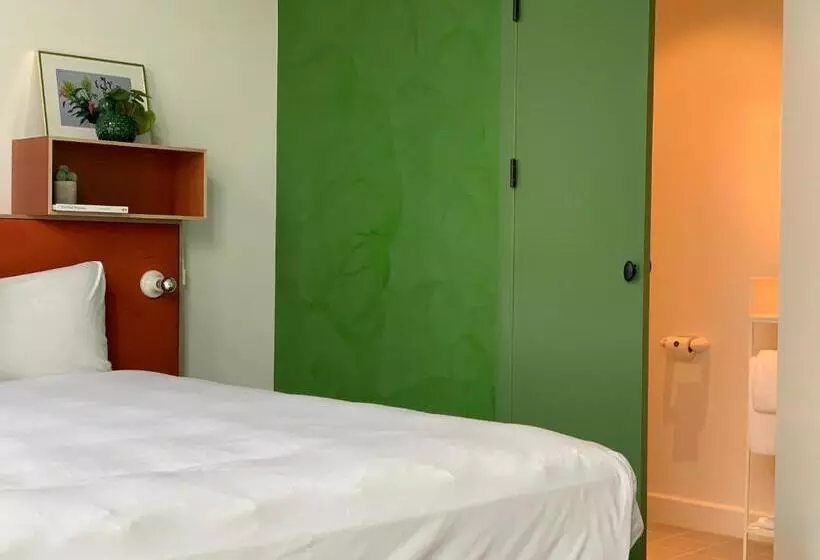 Superior Room King Size Bed