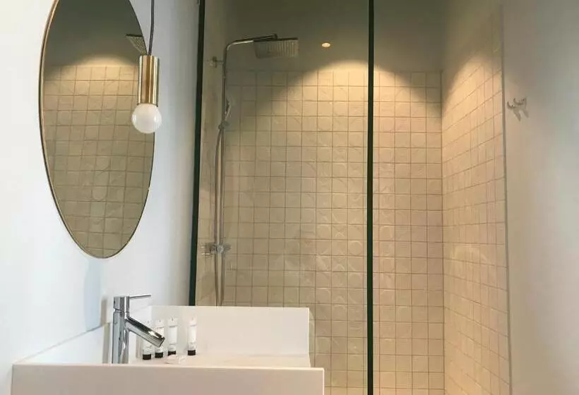 キングサイズベッドのスーペリアルーム, Fitz Roy Urban Hotel, Bar And Garden