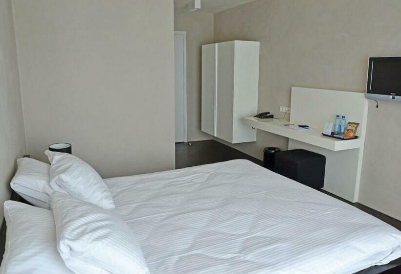 חדר קומפורט, Fletcher Hotel   Restaurant Elzenduin