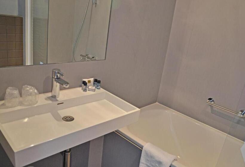 Comfort room with view, Fletcher Hotel   Restaurant Elzenduin