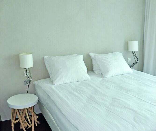 Comfort room with balcony, Fletcher Hotel   Restaurant Elzenduin