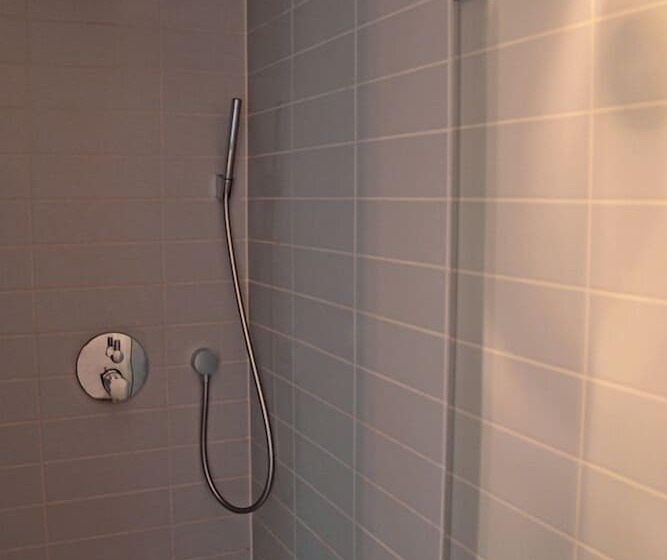 Comfort room with balcony, Fletcher Hotel   Restaurant Elzenduin