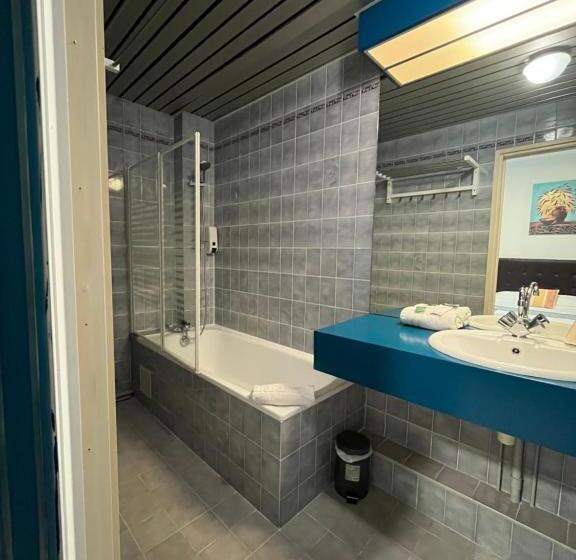 غرفة قياسية, Agena