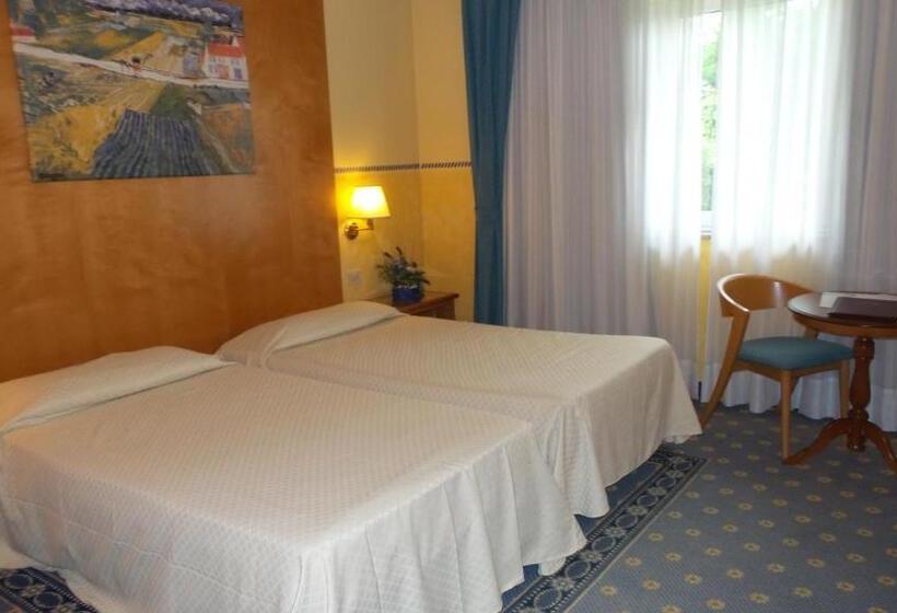 غرفة كلاسيكية, Al Ponte