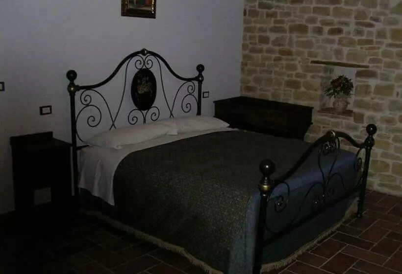 スタンダードトリプルルーム, Azienda Agrituristica Colle San Giorgio