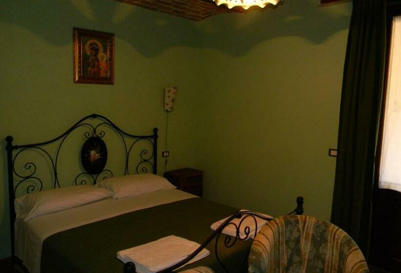 Номер Стандарт Трехместный, Azienda Agrituristica Colle San Giorgio