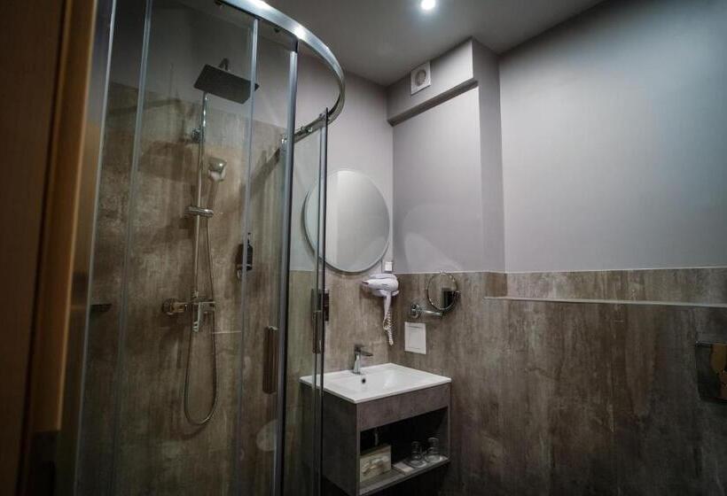 اتاق استاندارد, Civitas