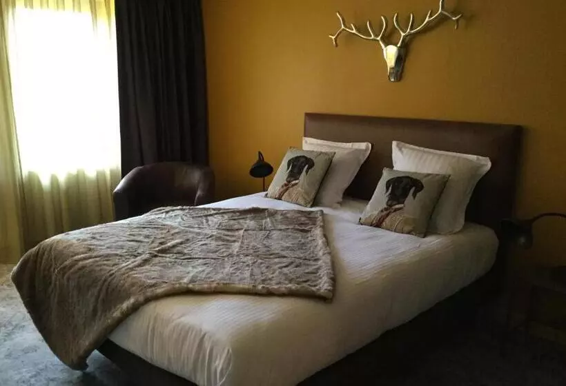 スーペリアールーム, Contact Hôtels Le Savigny & Spa