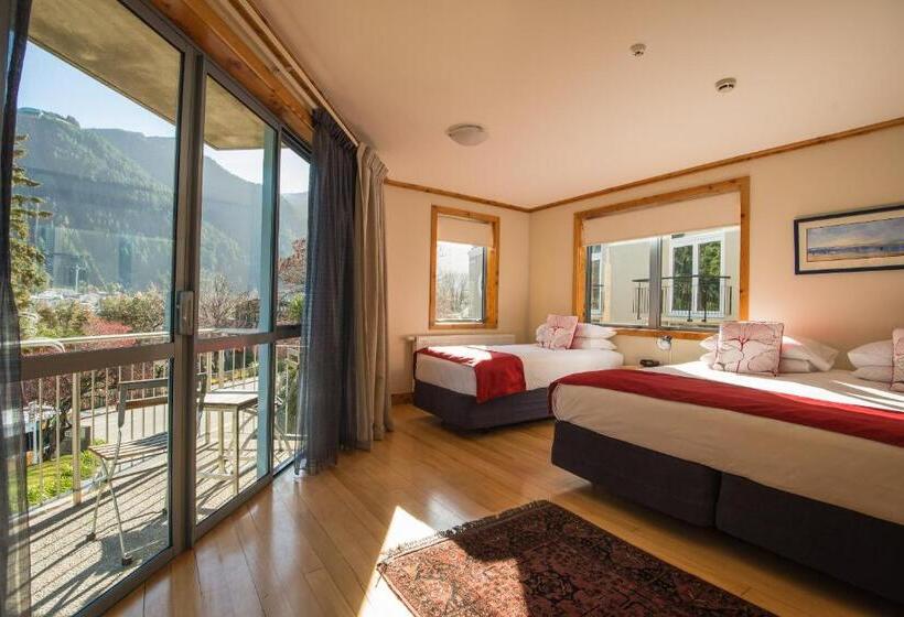 豪华房间, Coronation Lodge