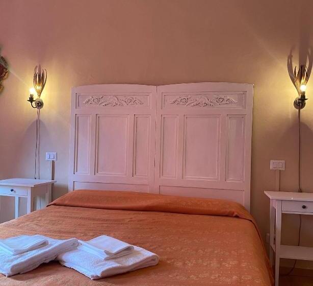 اتاق استاندارد سه نفره, Dali