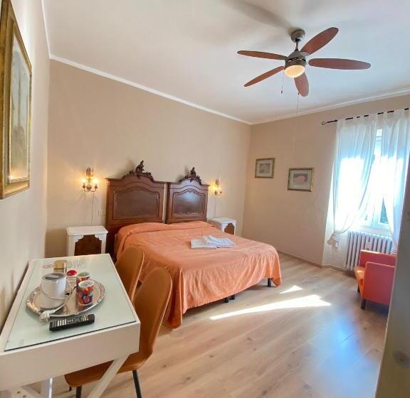 اتاق استاندارد سه نفره, Dali