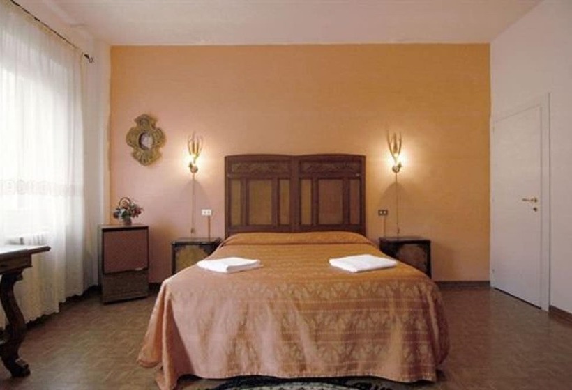 اتاق استاندارد با سرویس بهداشتی مشترک, Dali