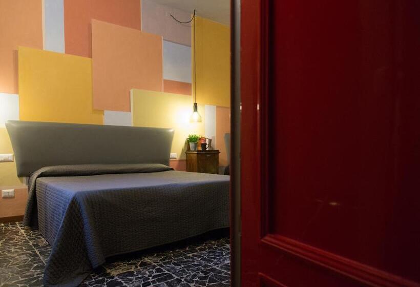 اتاق استاندارد سه نفره, Diana & Depandance