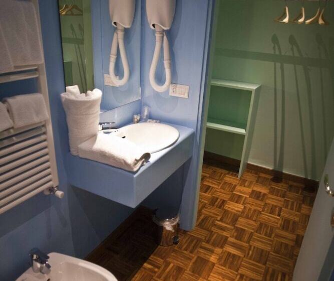 اتاق استاندارد, Diana & Depandance