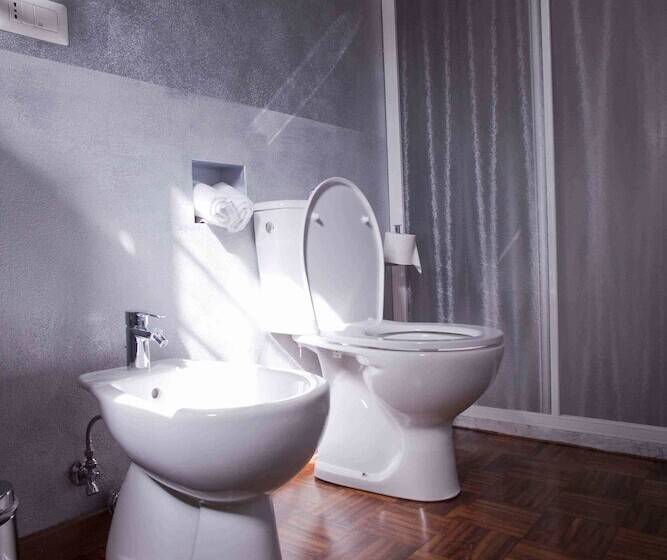 اتاق استاندارد, Diana & Depandance