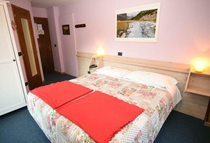 Pokój Standard, Genzianella