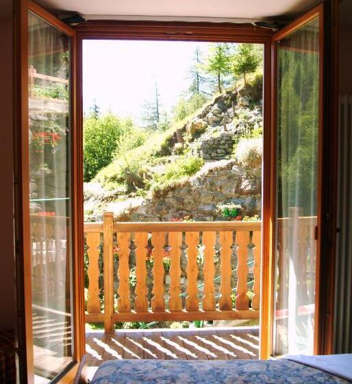 Pokój Standard Jednoosobowy, Genzianella