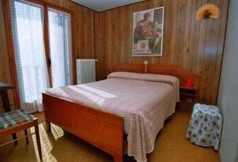 Pokój Standard Jednoosobowy, Genzianella