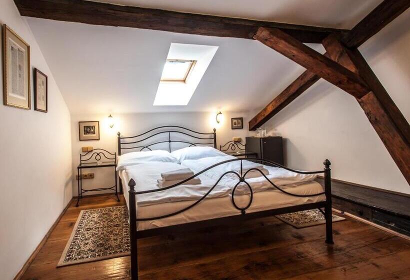 غرفة قياسية فردية, Leonardo