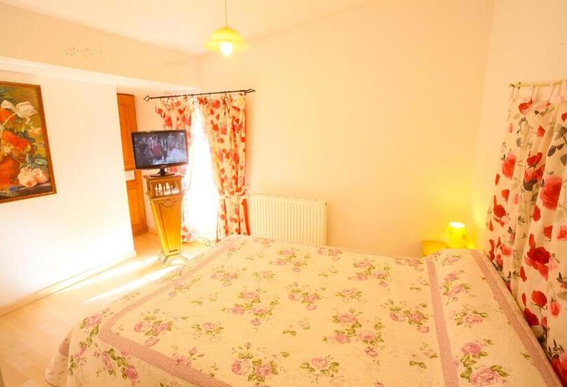 Номер Стандарт, Logis Auberge La Cremaillere