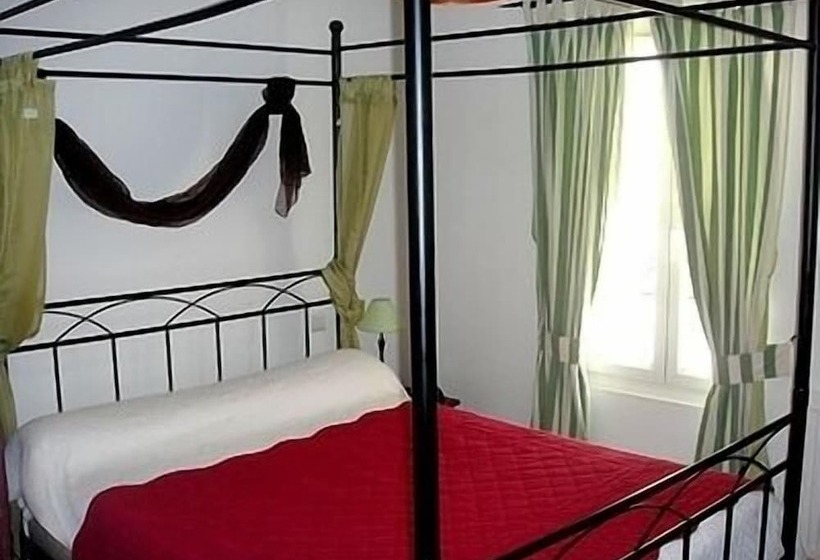 Номер Стандарт, Logis Auberge La Cremaillere