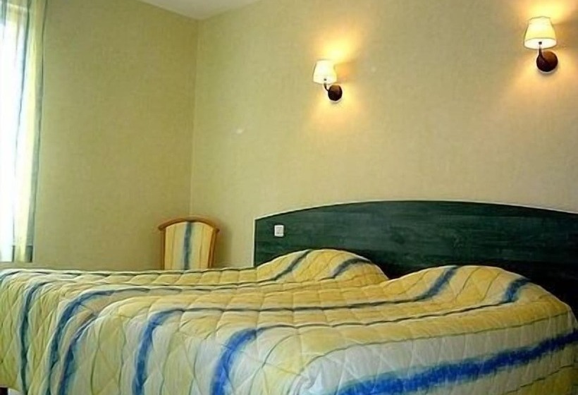 标准三人间, Logis Hôtel Saint Paul